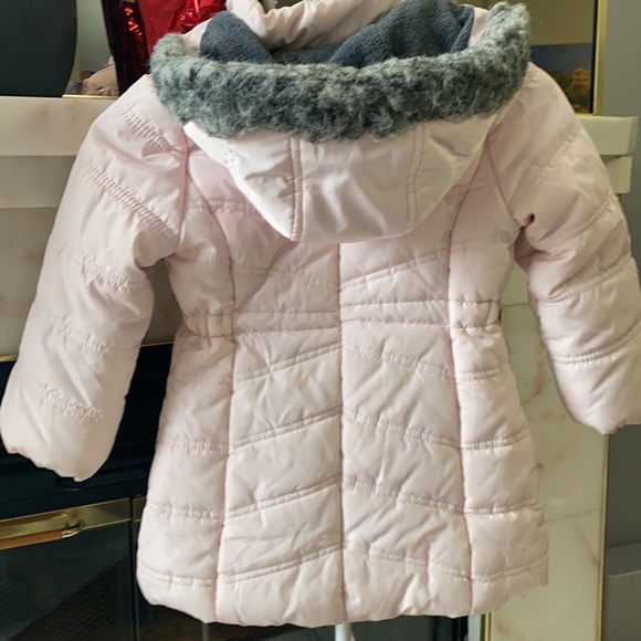 Toddler Girls Coat - Picture 6 of 6